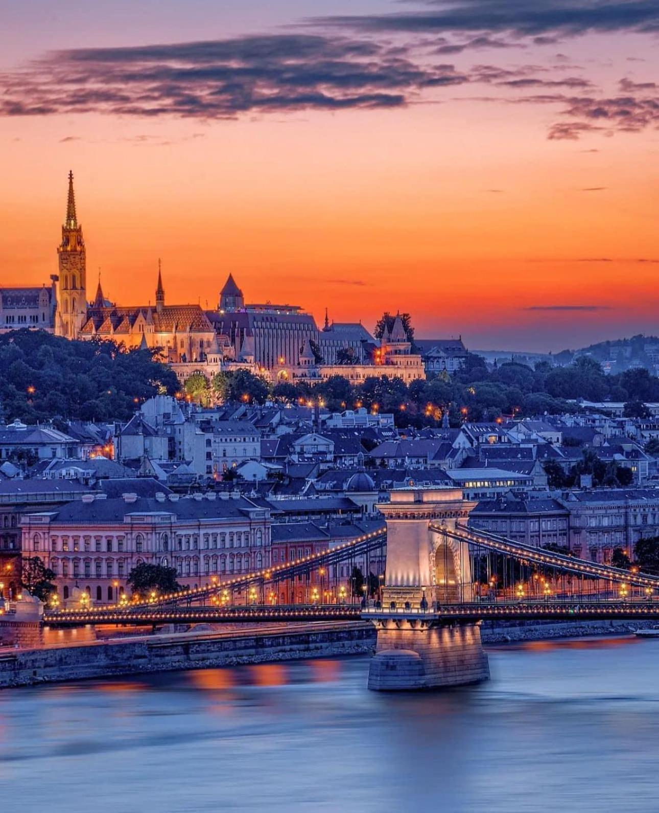 Bakats Square Premium Apartment With Ac Budapest Esterno foto